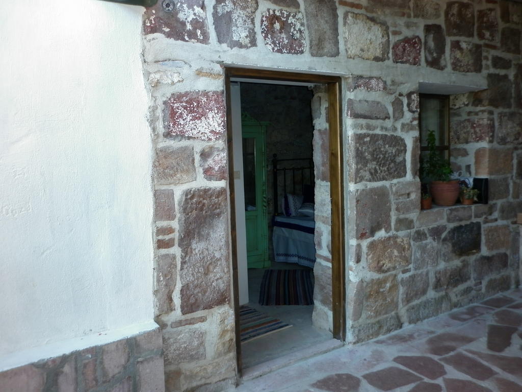 Mahzen Hotel Ayvalı Zimmer foto