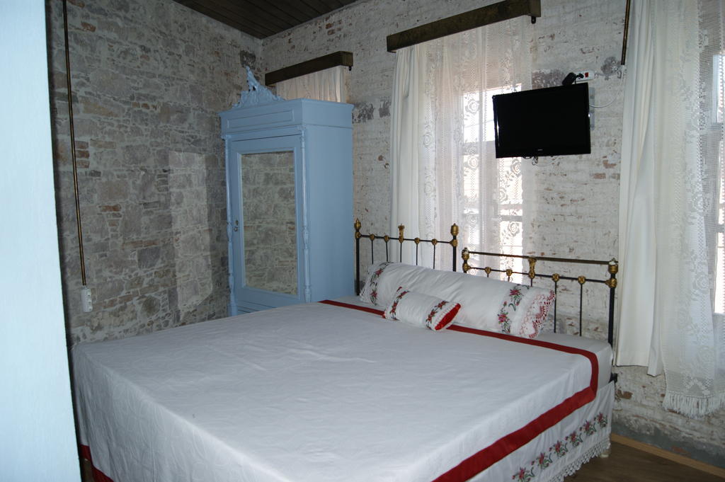 Mahzen Hotel Ayvalı Zimmer foto